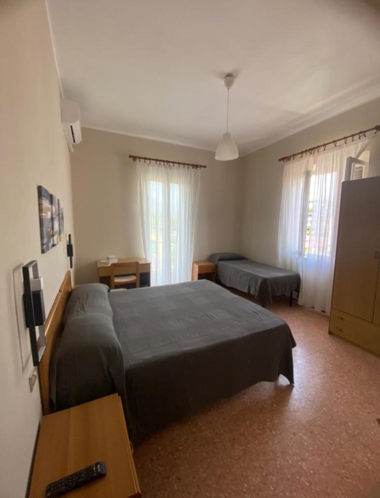 Hotel Sole Marina di Massa Luaran gambar